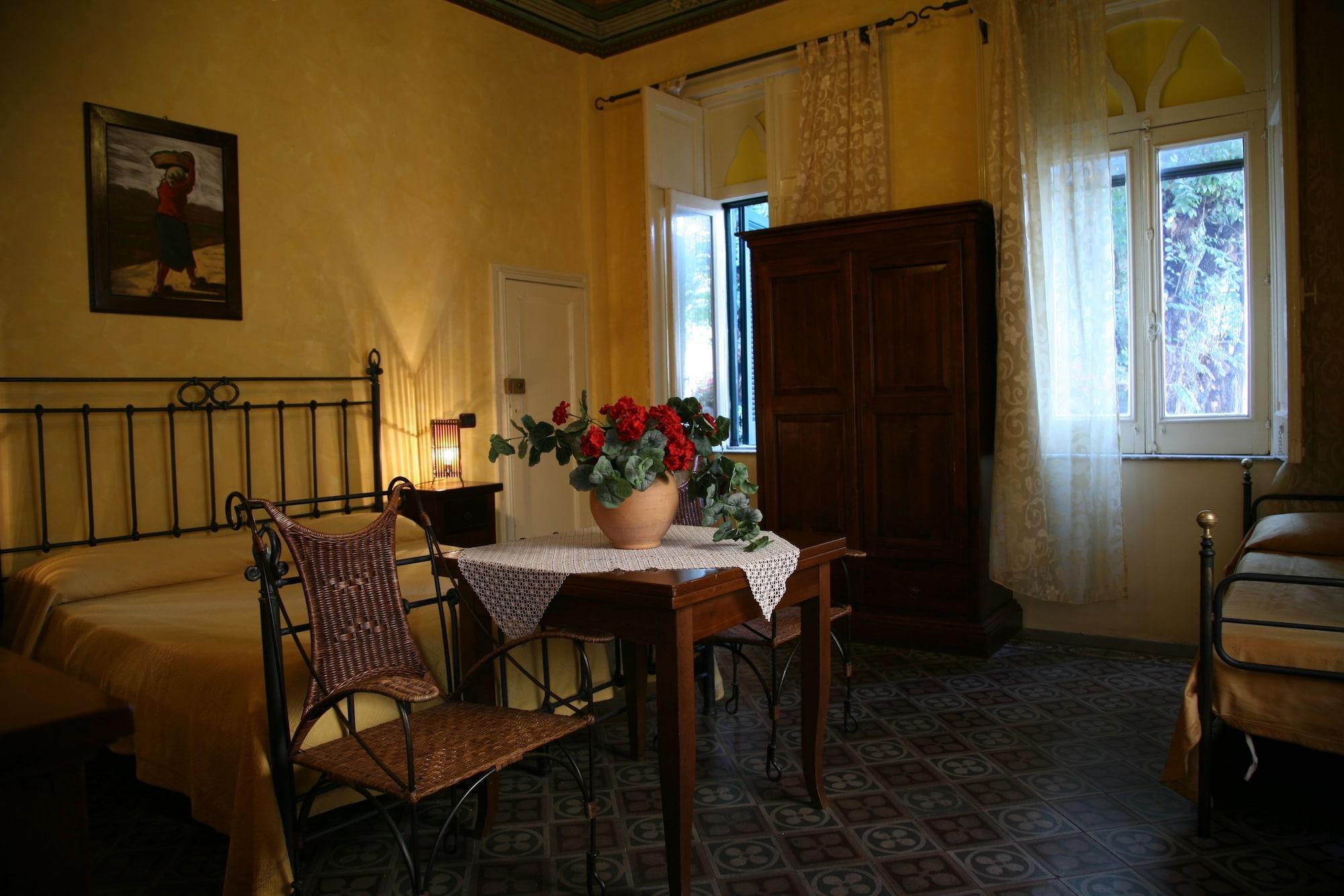 Hotel Villa Antica Tropea Exterior photo